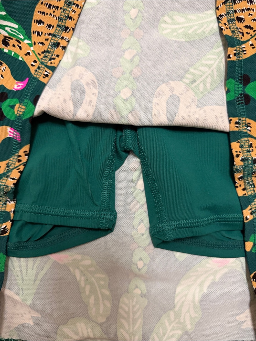 Lilly Pulitzer Evergreen Palm & Pink Flamingo Print Skort - Picture 4 of 6